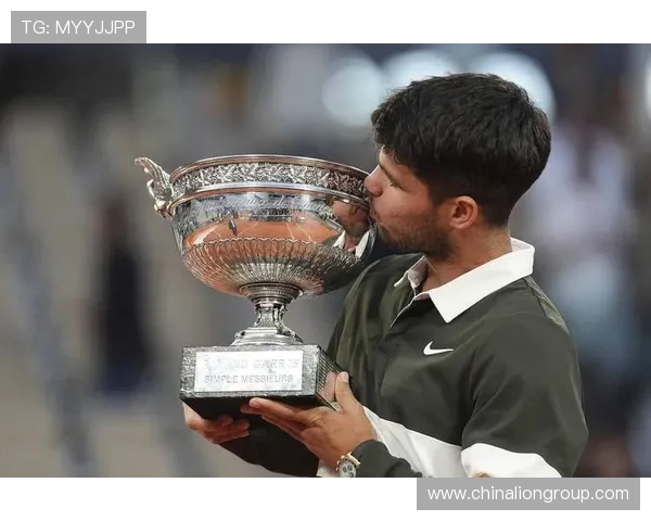 [澳网]状态火热 阿尔卡拉斯击败西冈良仁.